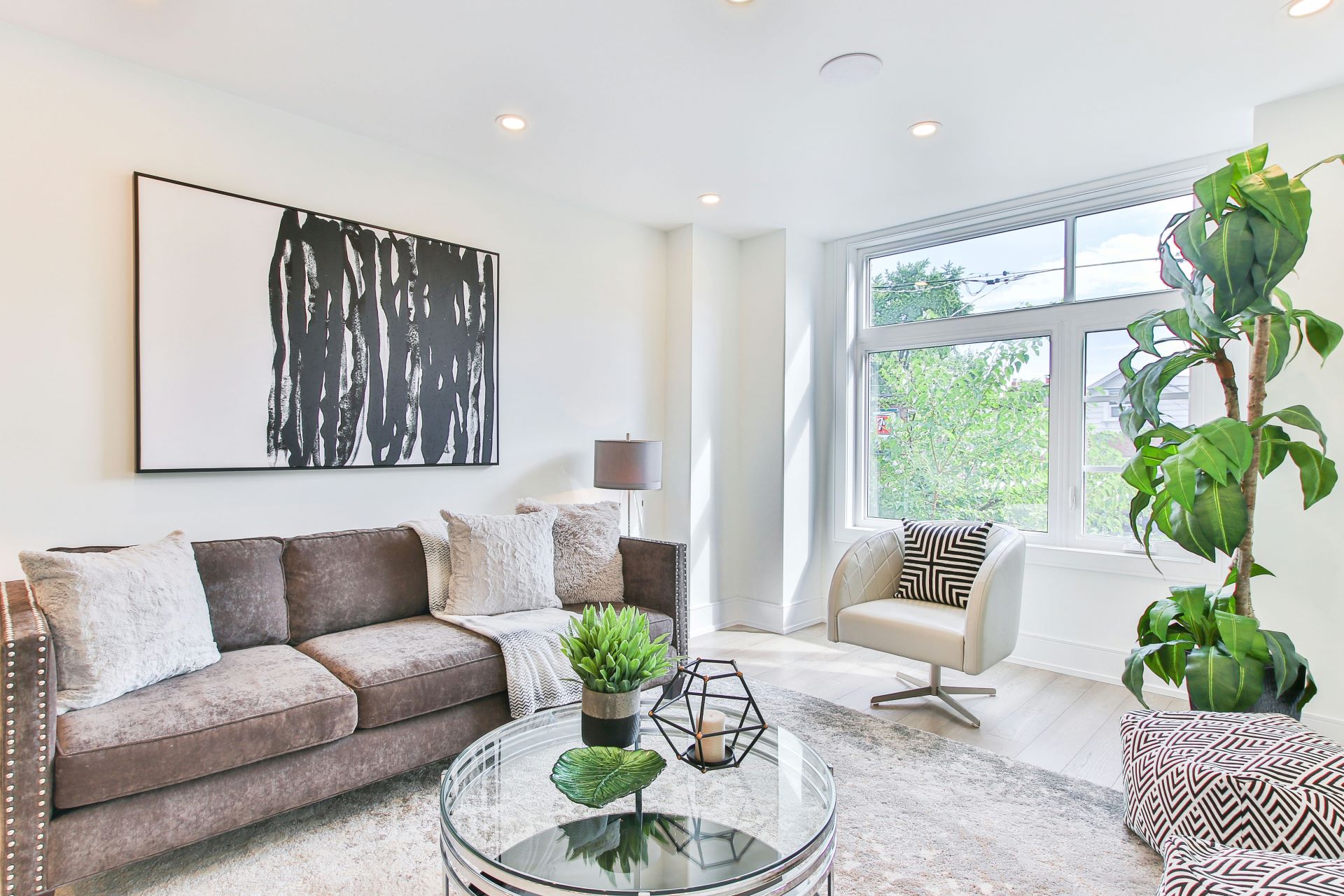 rent with us